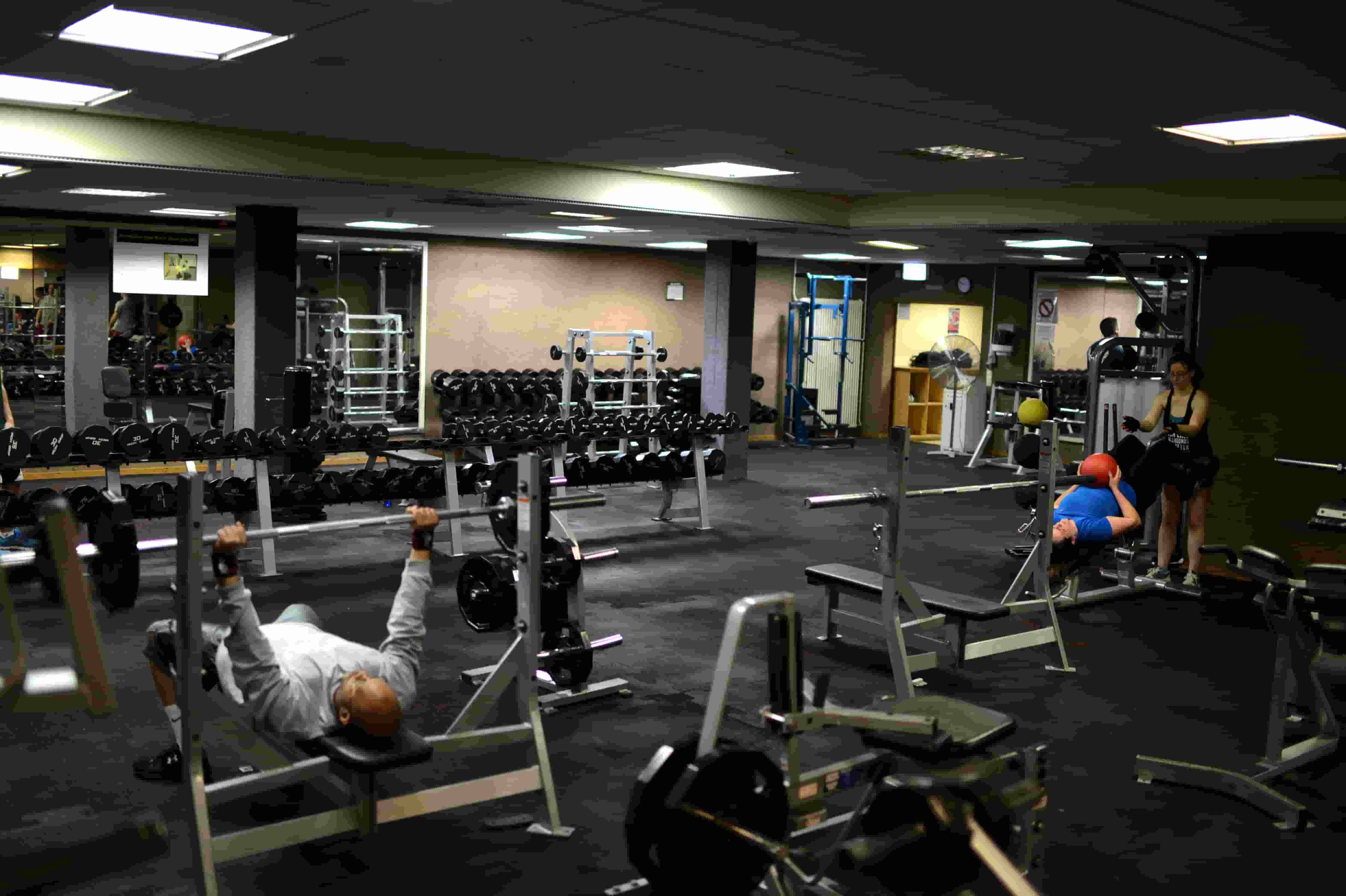 Sedem vaj, ki vam bodo pomagale hitro zgraditi mišice in doseči odlično postavo