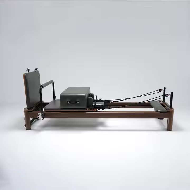 Nov oblikovalski komercialni aluminijasti pilates reformator